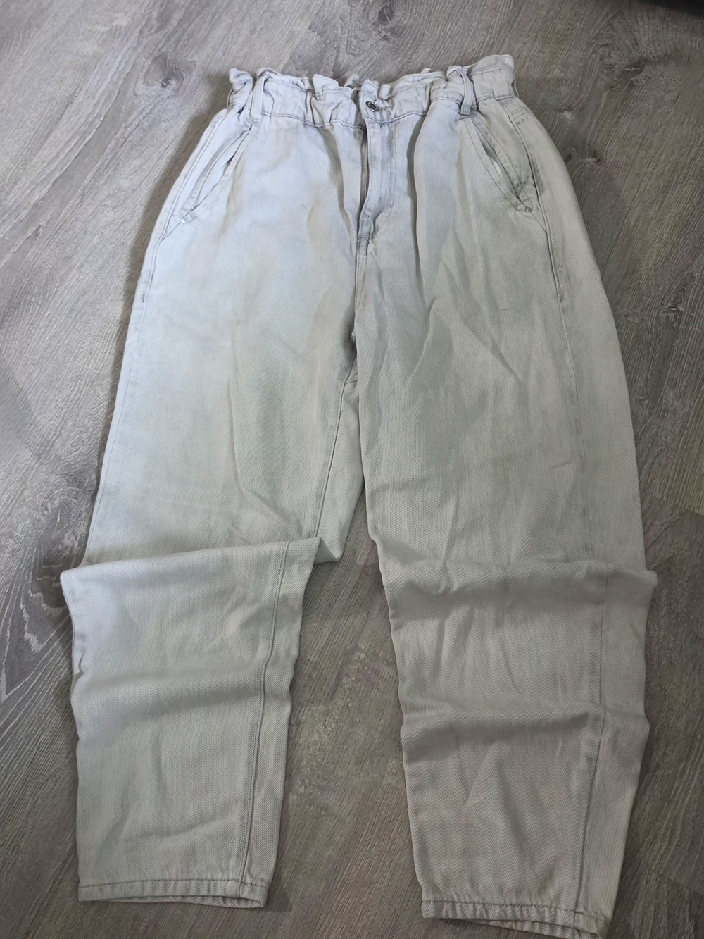 Zara High Waisted Paperbag Denim Jeans Light Grey Acid Wash US 6